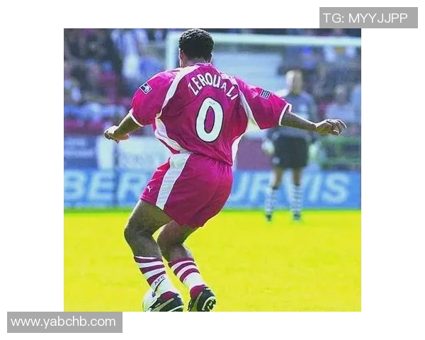 足球明星背后的故事与他们的衣服号码图解析